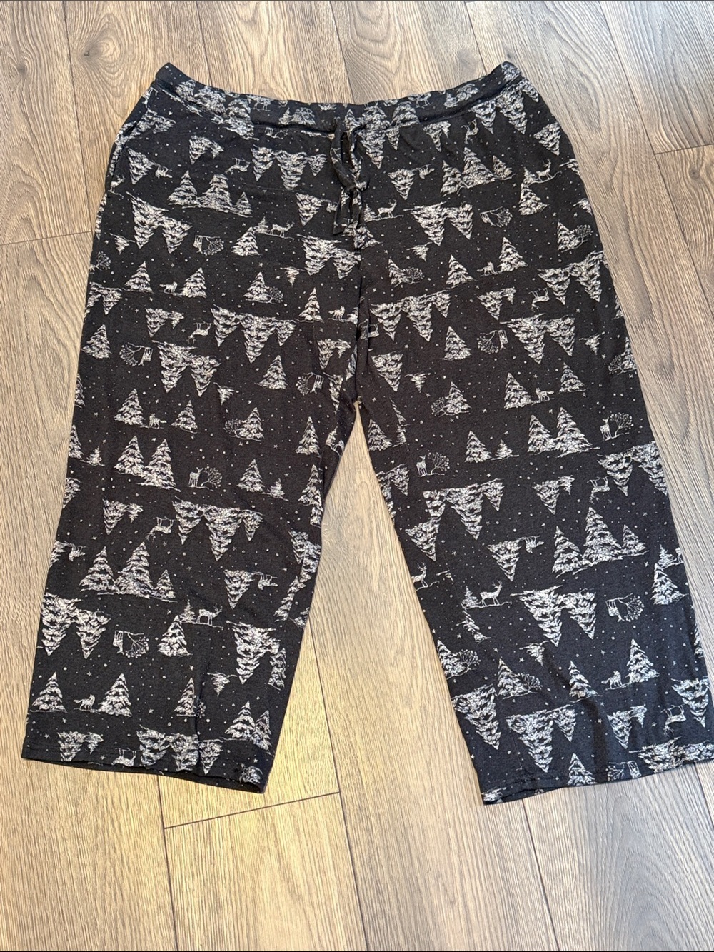 Black & Cream Tree-Print Women's Lounge Pajama Pants